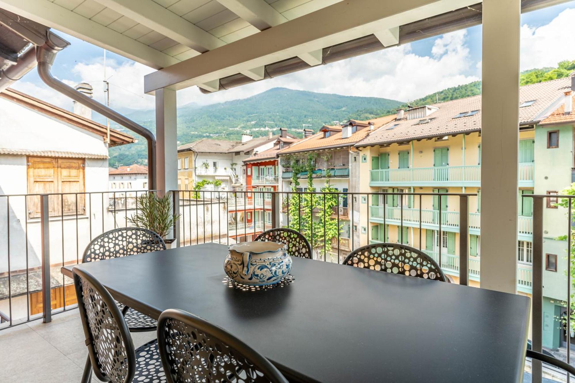 Luxury 2Br W/ River Castle View In Borgo Valsugana Apartment Exterior photo